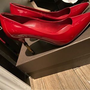 Gucci high heels. Burgundy red. Perfect condition